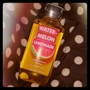 SHEA & VITAMIN E shower gel